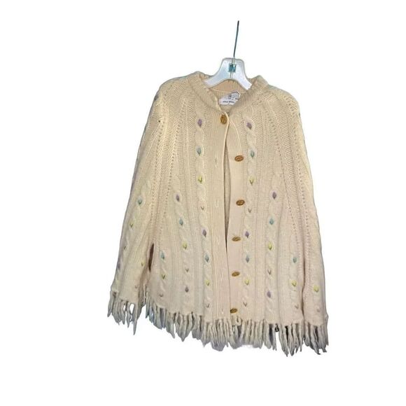 Ce’cile Other - Ce’cile ￼ vintage girls, 100% wool floral, embroidered poncho size medium